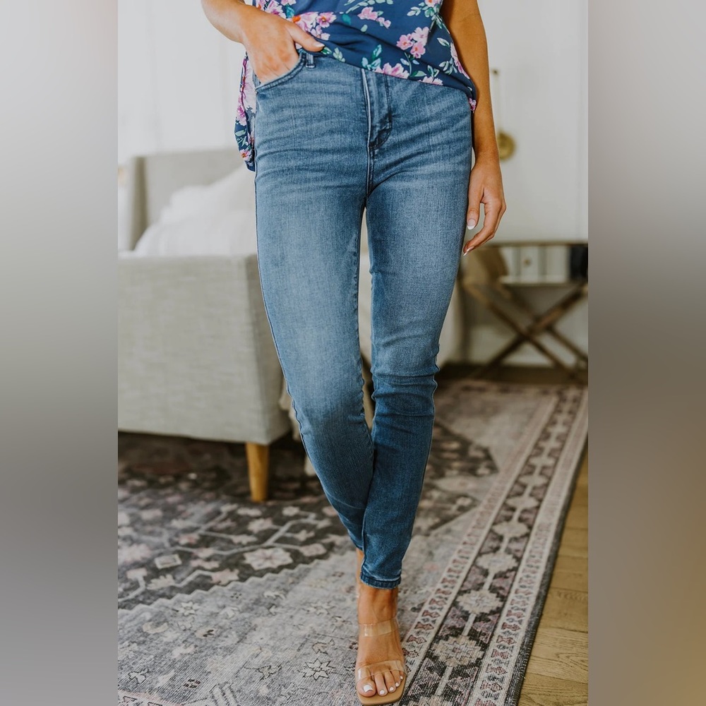 Judy Blue Tummy Control Cool Denim Skinny Jeans High Waist NWT